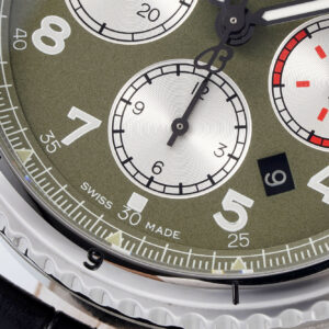 Đồng Hồ Breitling Navitimer Replica 1:1 Mặt Số Xanh Quân Đội EF Factory