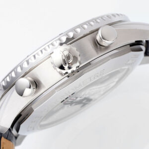 Đồng Hồ Breitling Navitimer Replica 1:1 Mặt Số Xanh Quân Đội EF Factory