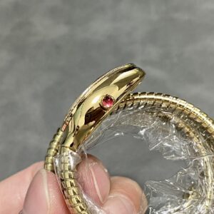 Đồng Hồ Bvlgari Serpenti Tubogas Nữ Đính Đá Mặt Số Đỏ (2)