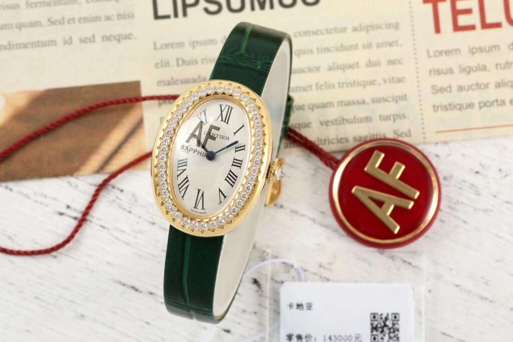 Đồng Hồ Cartier Baignoire Nữ Đính Đá Dây Da Màu Xanh Lá AF (17)