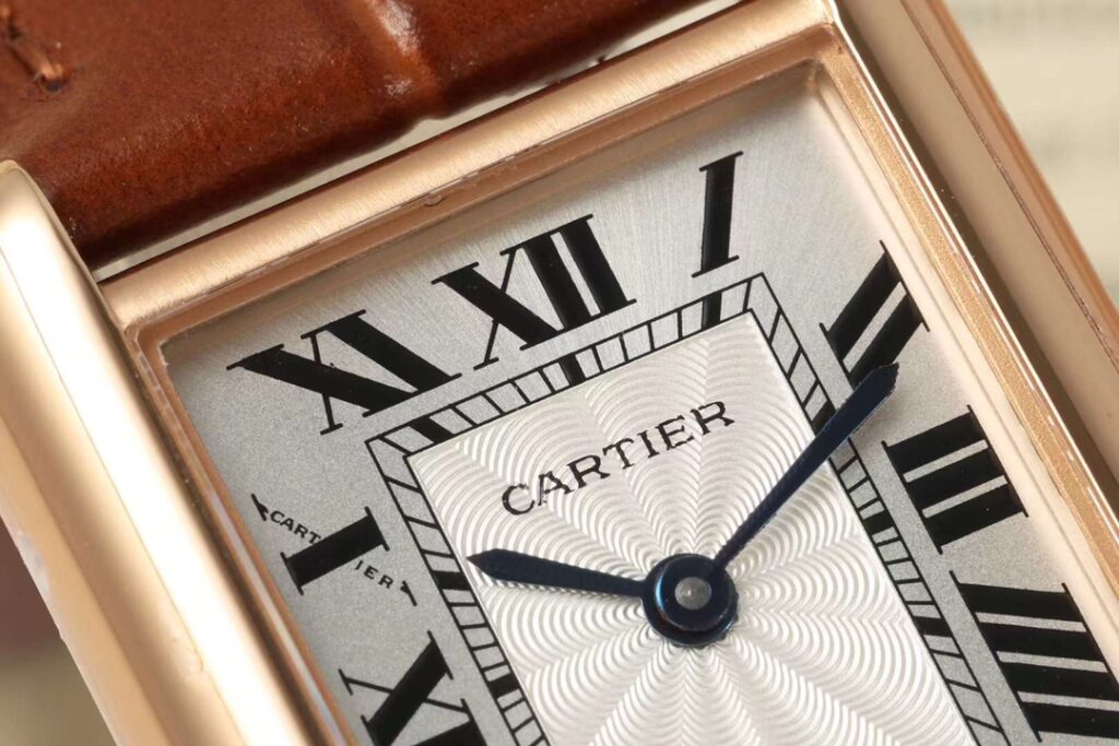 Đồng Hồ Cartier Tank Replica 11 Nữ Dây Da Màu Nâu Vỏ Vàng Hồng 22x29mm (8)