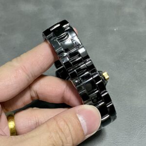 Đồng Hồ Chanel J12 Replica Vỏ Gốm Đen Mạ Vàng 18K Nhà Máy BV (8)