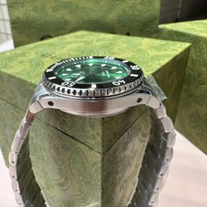 Đồng Hồ Gucci Dive Automatic Mặt Xanh Lá Cây Rep 11 Nam (2)