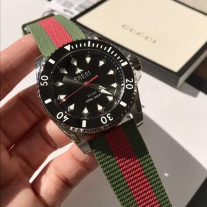 Đồng Hồ Gucci Dive Automatic Nam Dây Vải Siêu Cấp 40mm (7)