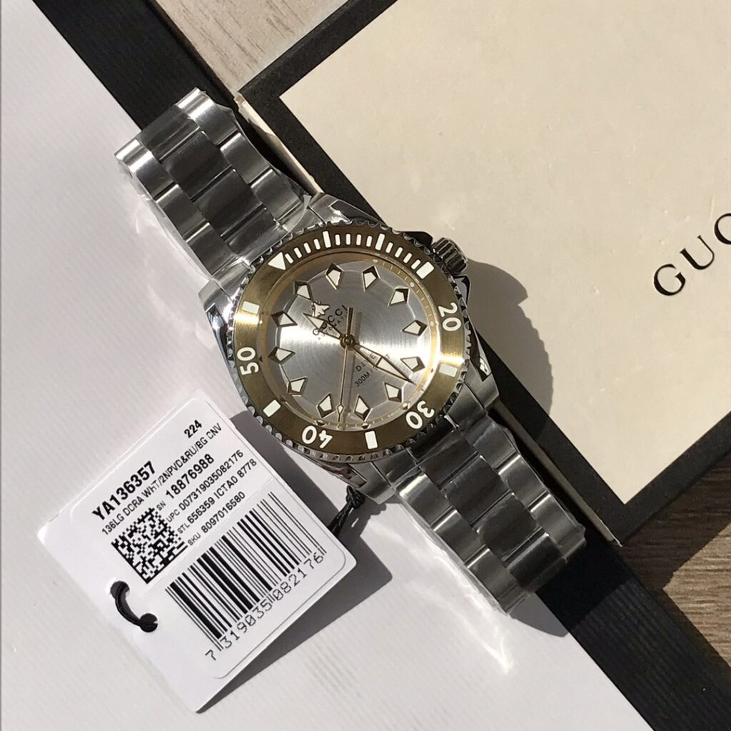 Đồng Hồ Gucci Dive Siêu Cấp Nam Dây Kim Loại Viền Vàng (4)