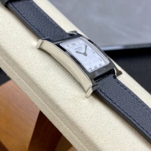 Đồng Hồ Hermes Heure H Nữ Siêu Cấp Dây Da Màu Đen 26mm (9)