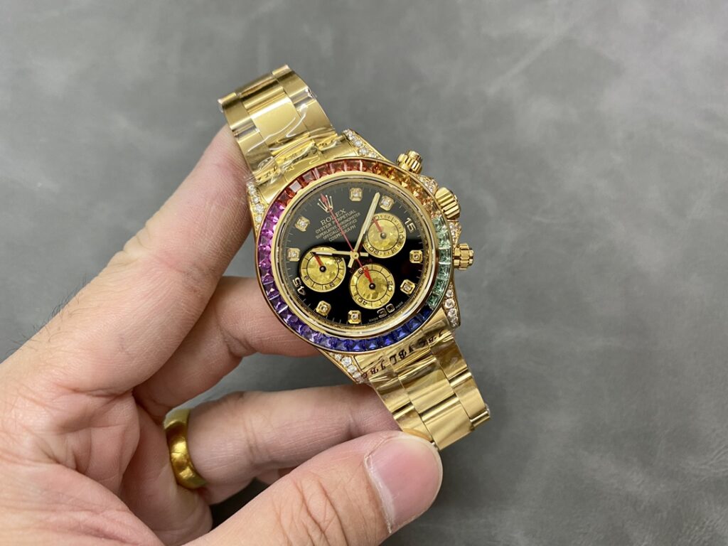 Đồng Hồ Rolex Daytona Rainbow Tùy Chỉnh 220 Grams Moissanite Ruby Sapphire 40mm (9)