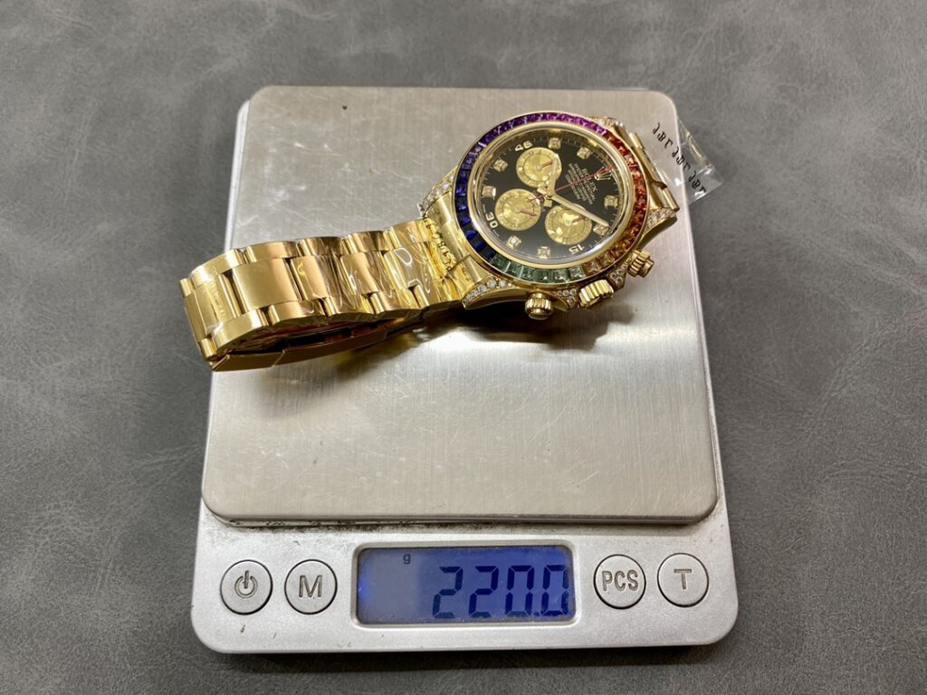 Đồng Hồ Rolex Daytona Rainbow Tùy Chỉnh 220 Grams Moissanite Ruby Sapphire 40mm (9)