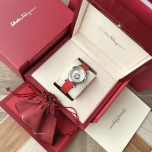 Đồng Hồ Salvatore Ferragamo Minuetto Nữ Dây Da Màu Đỏ 37mm (1)