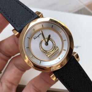 Đồng Hồ Salvatore Ferragamo Minuetto Nữ Mặt Xoay Màu Đen 37mm (1)