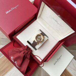 Đồng Hồ Salvatore Ferragamo Minuetto Nữ Màu Nâu Dây Da 37mm (2)