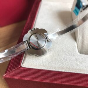 Đồng Hồ Salvatore Ferragamo Nữ Dây Kim Loại Dạng Lắc Bông Hoa 30mm (1)