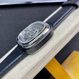 Đồng Hồ SevenFriday M1-03 Replica Cao Cấp Dây Da Màu Đen 47mm