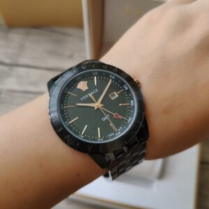 Đồng Hồ Versace GMT Like Auth Nam Màu Đen Máy Pin 42mm (1)