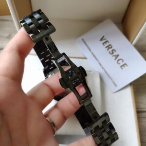 Đồng Hồ Versace GMT Like Auth Nam Màu Đen Máy Pin 42mm (1)