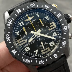 Đồng Hồ Breitling Endurance Pro Màu Đen Chế Tác Sợi Carbon 44mm (1)