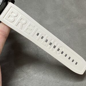 Đồng Hồ Breitling Endurance Pro Màu Trắng Chế Tác Sợi Carbon (9)