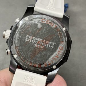 Đồng Hồ Breitling Endurance Pro Màu Trắng Chế Tác Sợi Carbon (9)