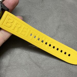 Đồng Hồ Breitling Endurance Pro Màu Vàng Replica 11 44mm (1)