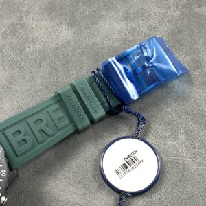 Đồng Hồ Breitling Endurance Pro Màu Xanh Lá Chế Tác Sợi Carbon 44mm (1)