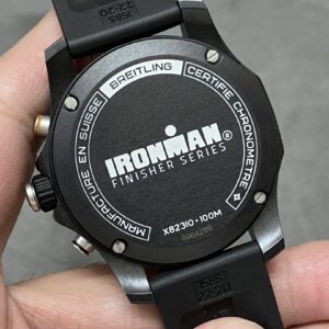 Đồng Hồ Breitling Endurance Pro Replica Cao Cấp Day Cao Su 44mm (1)