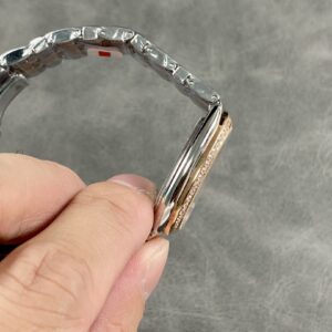 Đồng Hồ Bvlgari Serpenti Seduttori Nữ Đính Đá Dây Kim Loại 33mm (9)