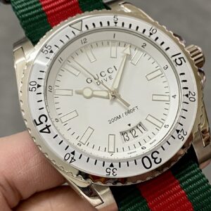 Đồng Hồ Gucci Dive YA136207 Nam Dây Vải Siêu Cấp 45mm (1)