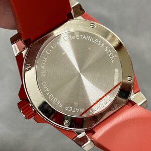 Đồng Hồ Gucci Dive YA136309 Nam Dây Cao Su Màu Đỏ 40mm (3)