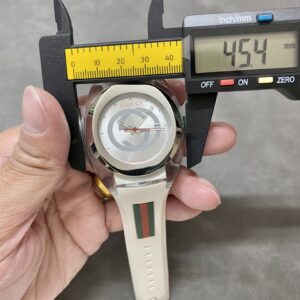 Đồng Hồ Gucci SYNC XXL Swiss White Striped Siêu Cấp 45mm (1)