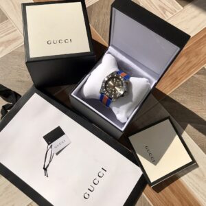 Đồng Hồ Gucci YA136352 Dive Siêu Cấp Nam Dây Cao Su 40mm (1)