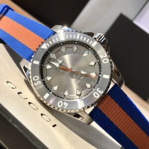 Đồng Hồ Gucci YA136352 Dive Siêu Cấp Nam Dây Cao Su 40mm (4)