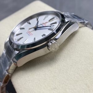 Đồng Hồ Omega Chế Tác Seamaster Aqua Terra 150M Nhà Máy KG (1)