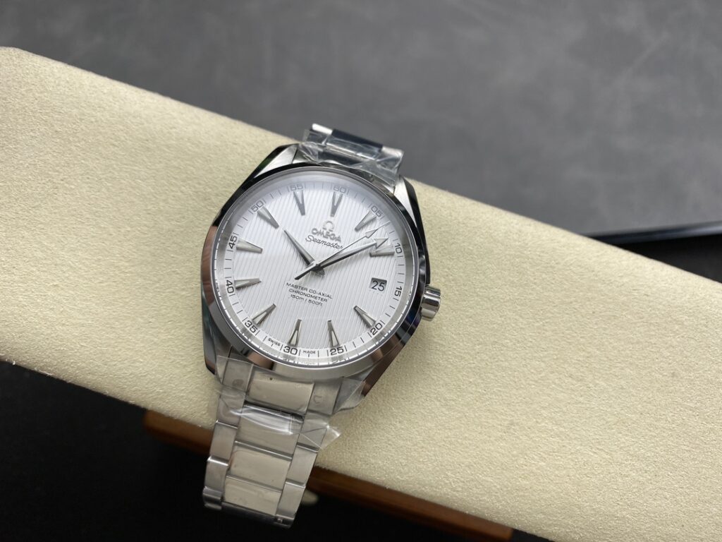 Đồng Hồ Omega Rep 1:1 Seamaster Aqua Terra Mặt Trắng Nhà Máy KG (6)