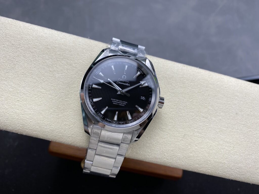 Đồng Hồ Omega Seamaster Aqua Terra Mặt Đen Nhà Máy KG (1)