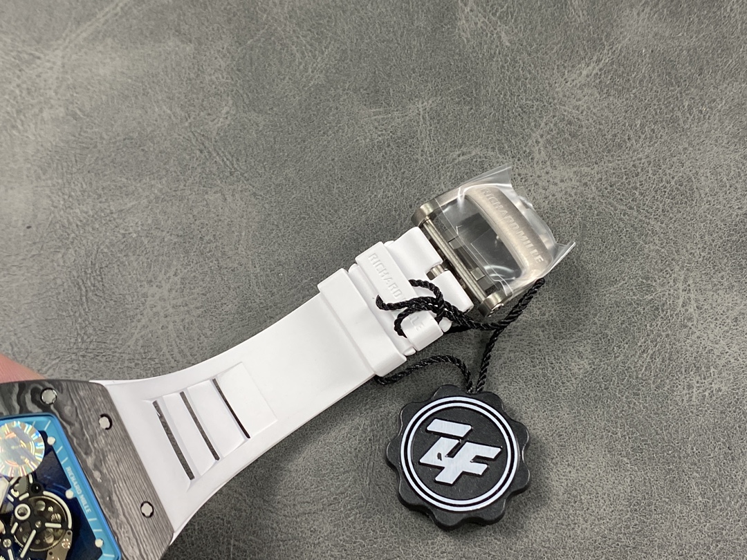 Đồng Hồ Richard Mille RM055 Asia Bubba Watson Replica Nhà Máy ZF 43x50mm (8) Đồng Hồ Richard Mille RM055 Asia Bubba Watson Replica Nhà Máy ZF 43x50mm (5)