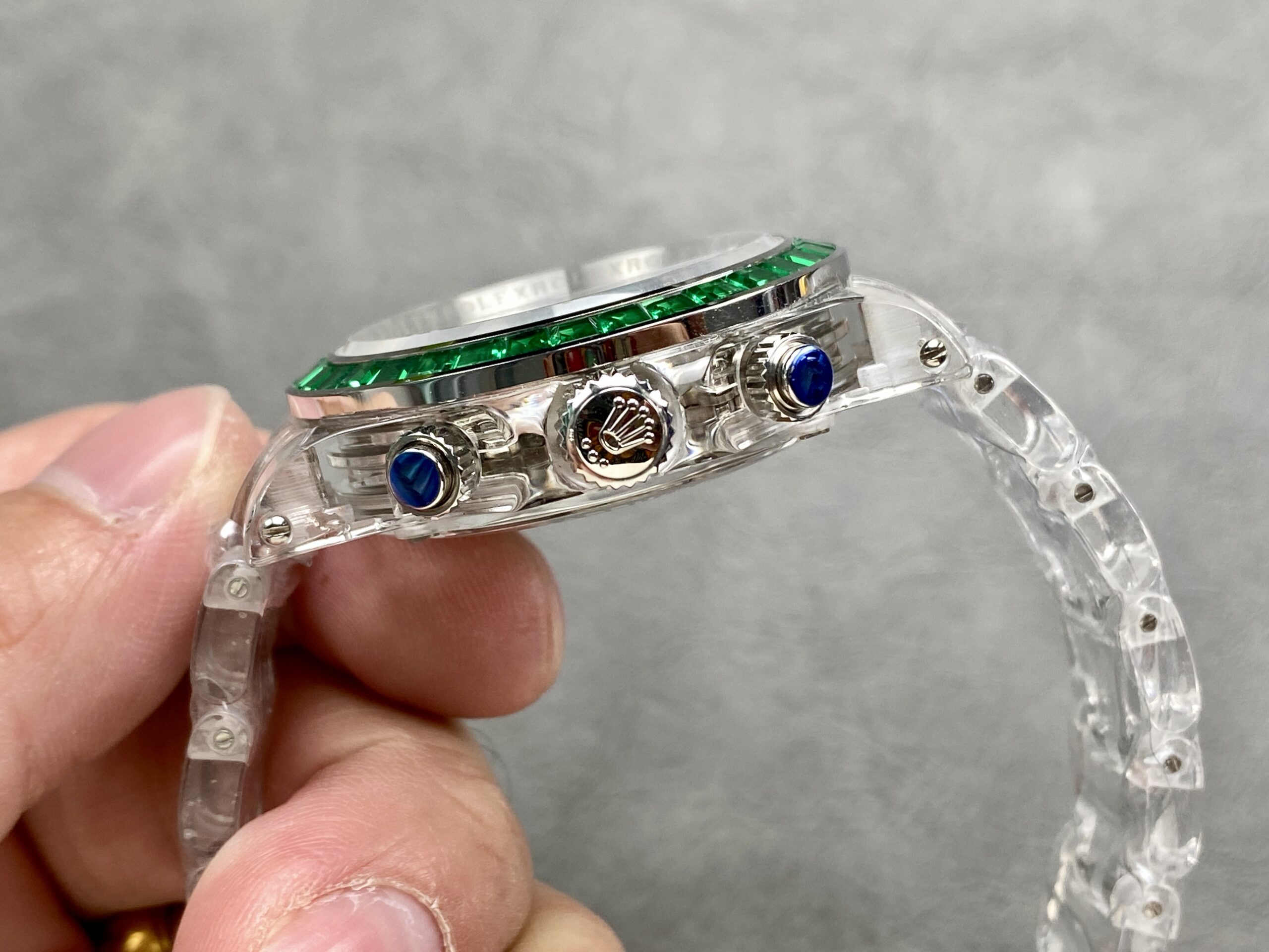 Đồng Hồ Rolex Daytona AET Remould Dragon Tùy Chỉnh Sapphire Đá Quý (7) Đồng Hồ Rolex Daytona AET Remould Dragon Tùy Chỉnh Sapphire Đá Quý (8)