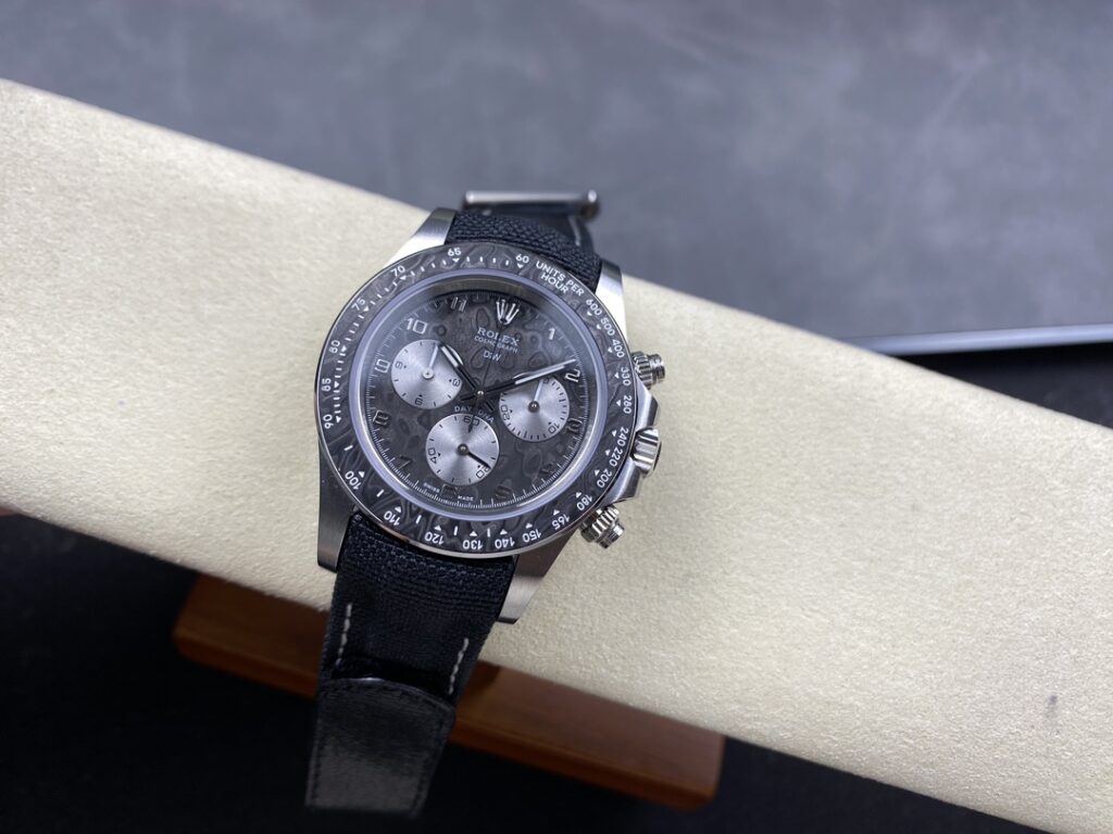 Đồng Hồ Rolex Daytona DiW Titanium & Carbon Fiber Chế Tác 40mm (9)