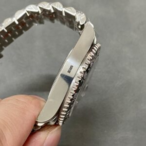 Đồng Hồ Rolex GMT Master II 126710GRNR Replica Nhà Máy Clean 40mm (2)