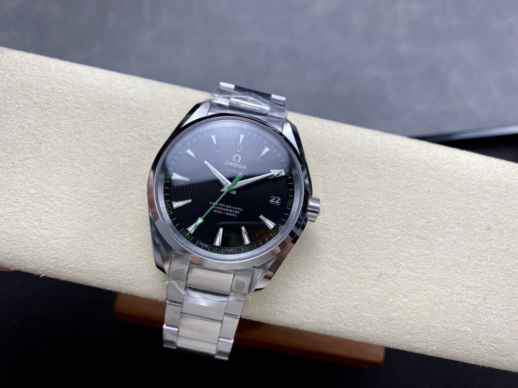 Qu'est-ce qu'une Montre Fausse Guide pour Distinguer une Montre Fausse