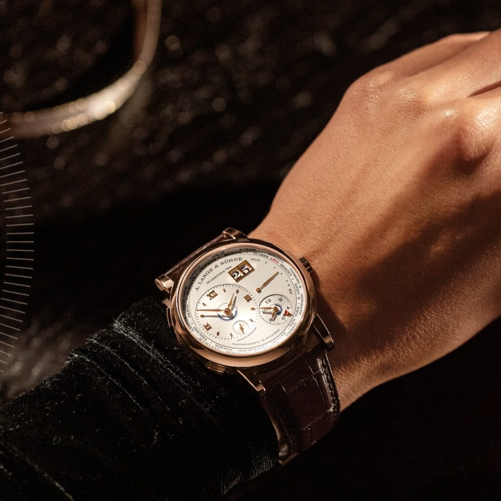 Top 20 Thương Hiệu Đồng Hồ Xa Xỉ Nhất Thế Giới (Phần 1) (10)