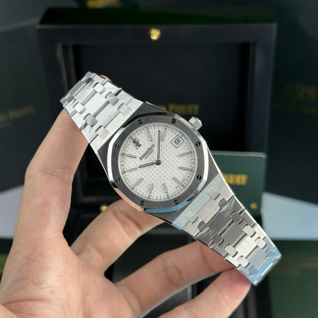 مصنع DWatch – الخيار الأول لساعات أوديمار بيغيه المقلدة