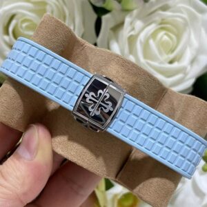 Đồng Hồ Patek Philippe Aquanaut 5072G Đính Kim Cương CVD Bọc Vàng Trắng 18K (1)