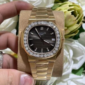 Đồng Hồ Patek Philippe Nautilus 5723 Độ Máy + Mặt Số + Đính Moissanite + Bọc Vàng 40mm (4)