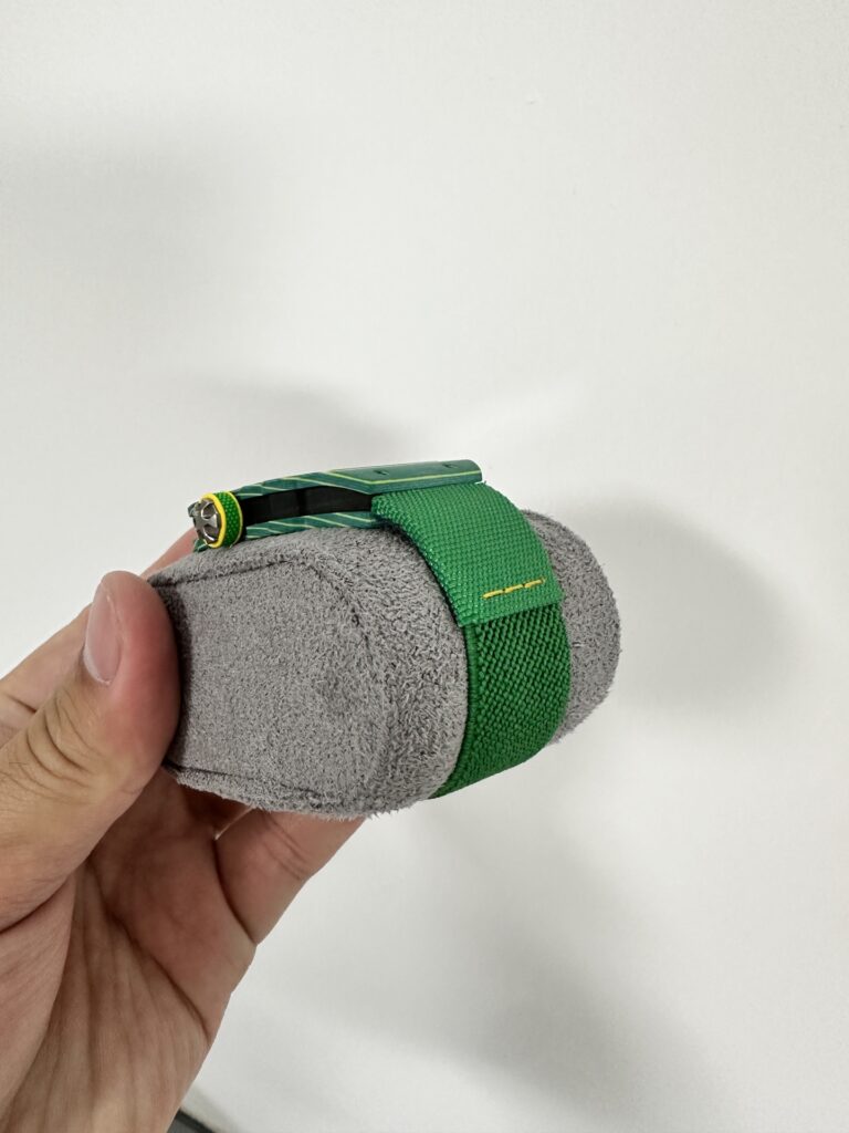 Đồng Hồ Richard Mille RM67-02 Chế Tác Carbon Màu Xanh Mỏng 7.8mm Nhẹ 37 Grams (1)