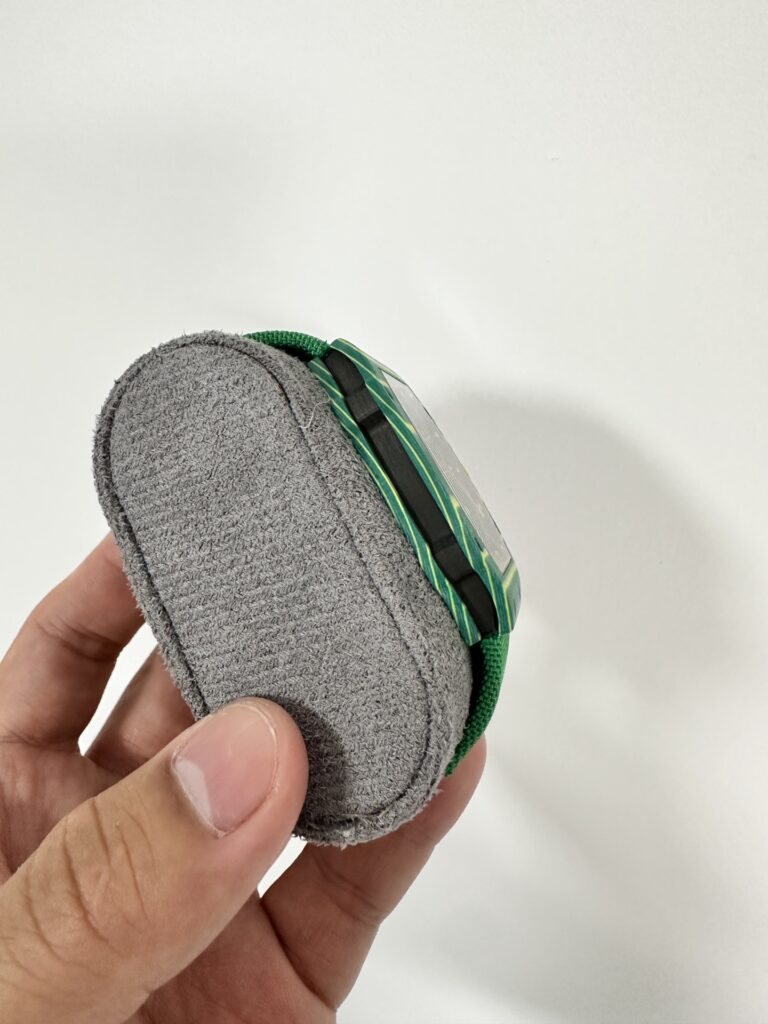 Đồng Hồ Richard Mille RM67-02 Chế Tác Carbon Màu Xanh Mỏng 7.8mm Nhẹ 37 Grams (1)