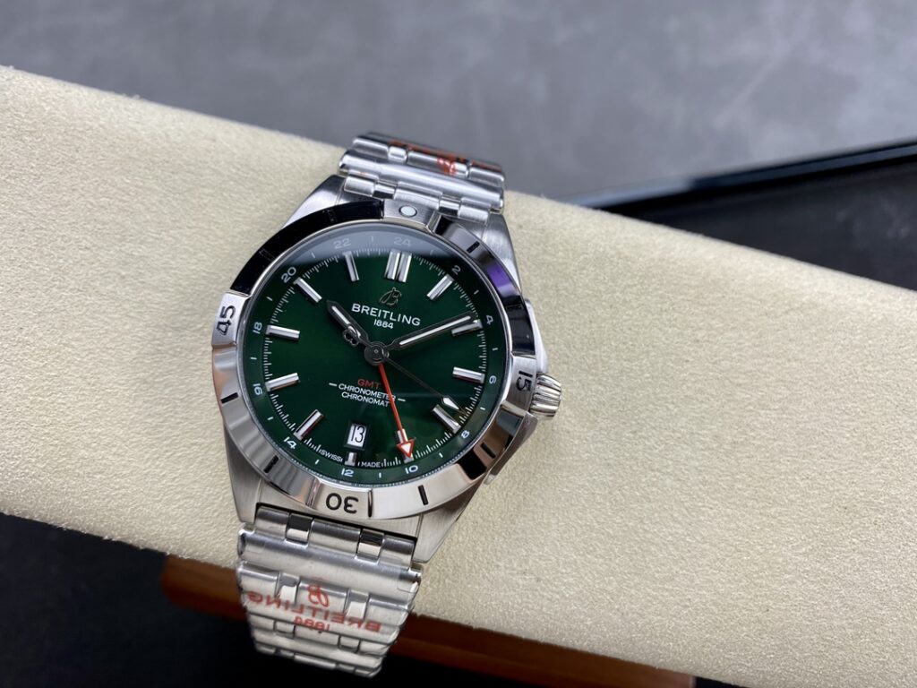 Động Hồ Breitling Chronomat GMT Automatic Mặt Xanh Lá Replica Cao Cấp 40mm (7)