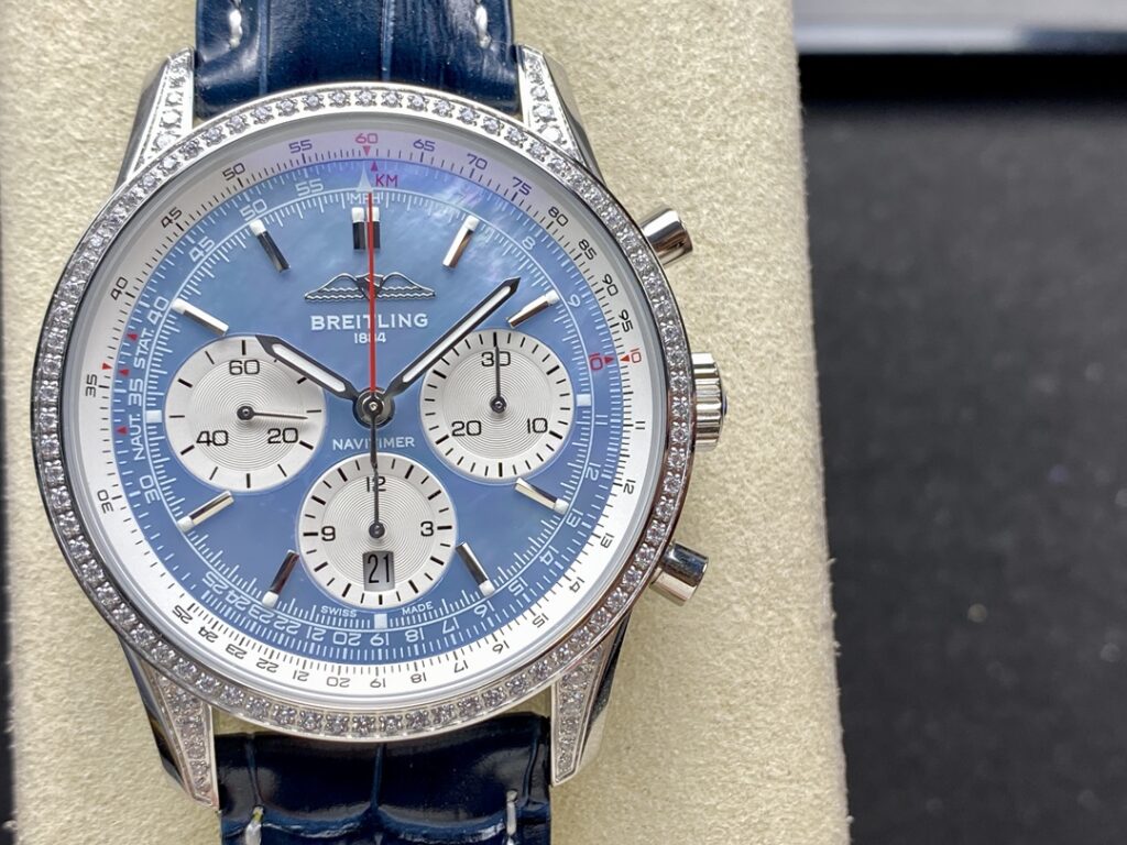 Đồng Hồ Navitimer B01 Chronograph AB01396A1C1P1 Mặt Xà Cừ Xanh 41mm (1)