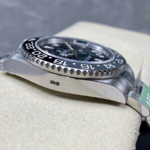 Đồng Hồ Rolex GMT-Master II 126710GRNR Bruce Wayne Sao Chép Nhà Máy AR 40mm (9)