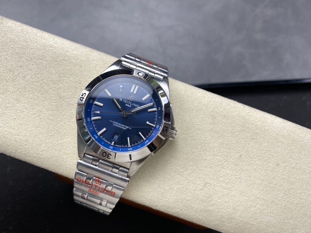 Đồng hồ Breitling Chronomat Automatic A10380101C1A1 Dây Kim Loại 36mm (9)