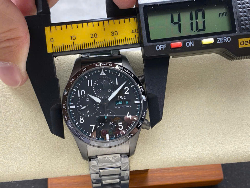 Đồng Hồ IWC Pilot’S Performance Chronograph Màu Đen Replica 41mm (9)